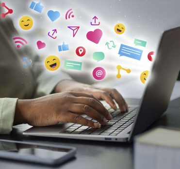 social-media-marketing-concept-marketing-with-applications social-media-marketing-concept-marketing-with-applications
